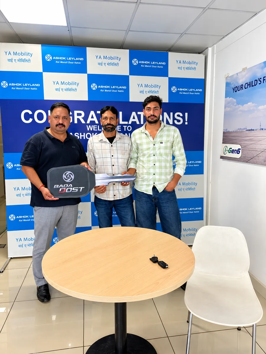 Customer and family collecting a new Ashok Leyland BADA DOST at YA Mobility